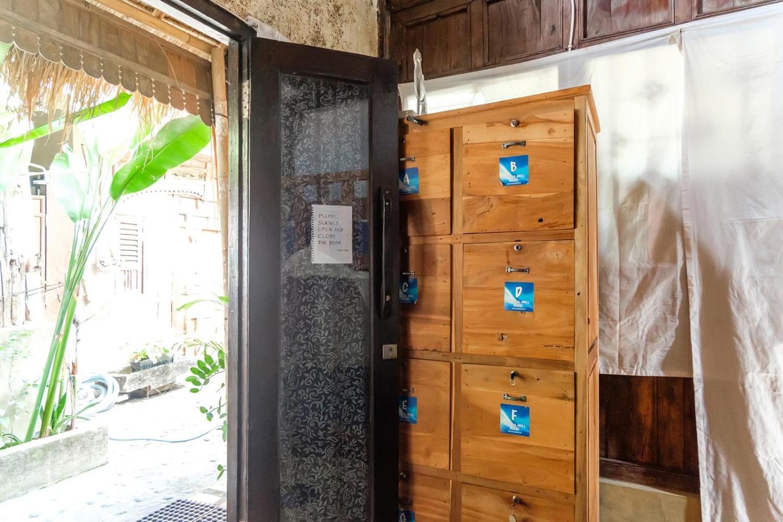 Twospaces Living At Wave And Chill House, Canggu Zewnętrze zdjęcie